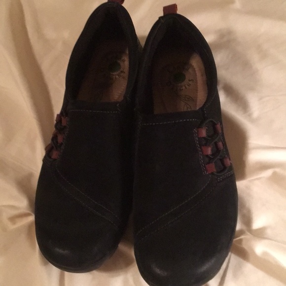 Earth Origins Shoes - Black Suede shoes
